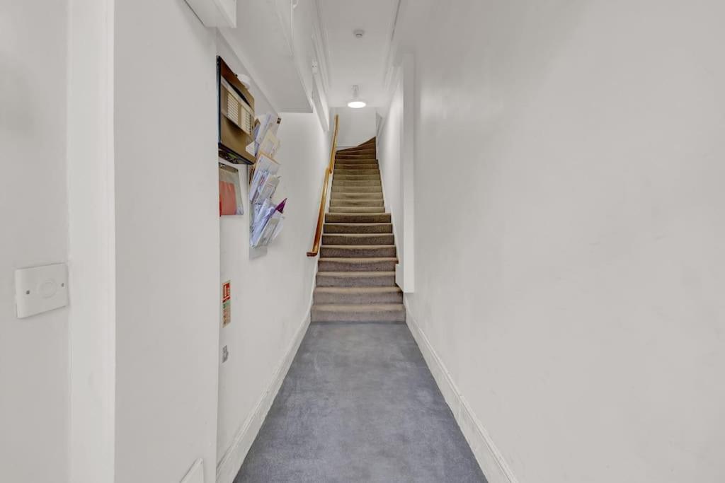The Bayswater - Excellent Central Location * Londen